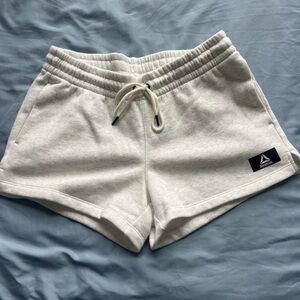 Rebook light grey shorts | size: 4 | brand: rebook